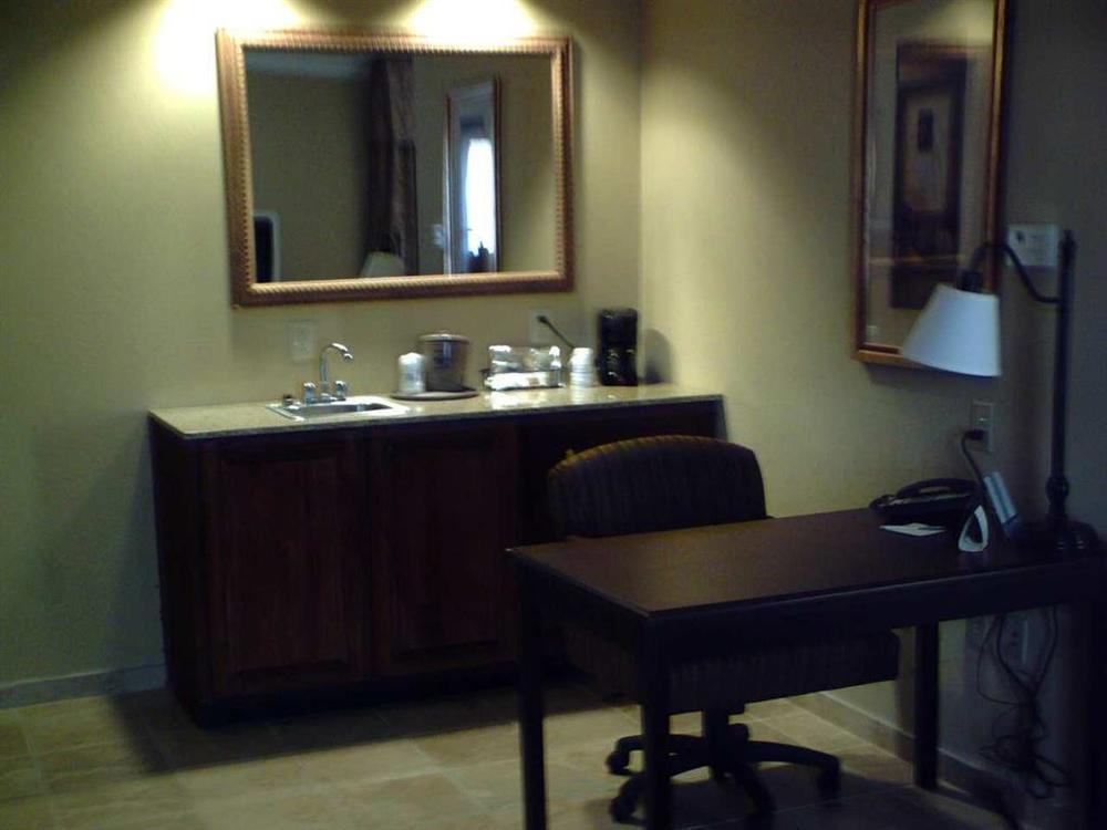 Hampton Inn Видалия Стая снимка