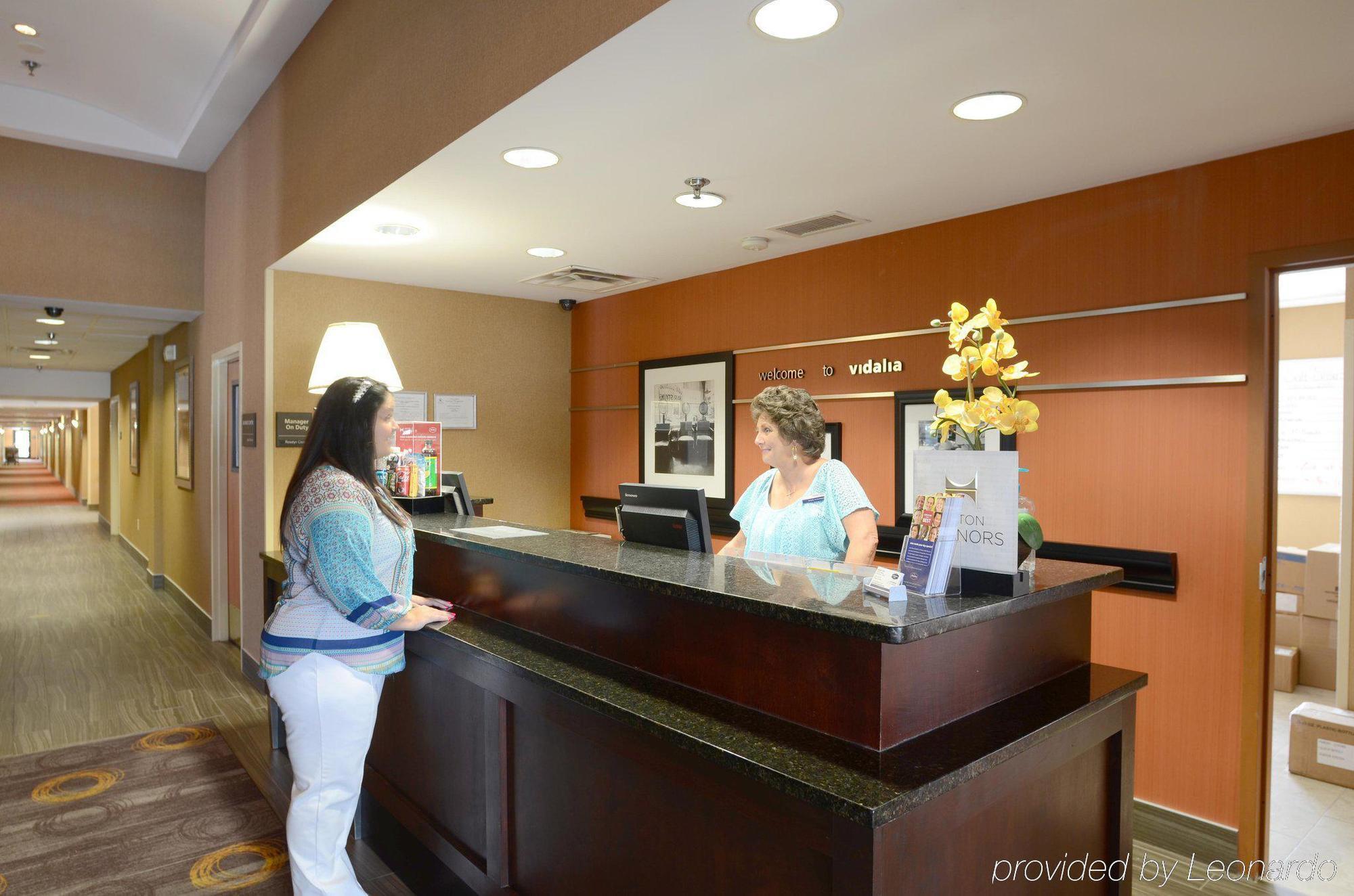 Hampton Inn Видалия Екстериор снимка